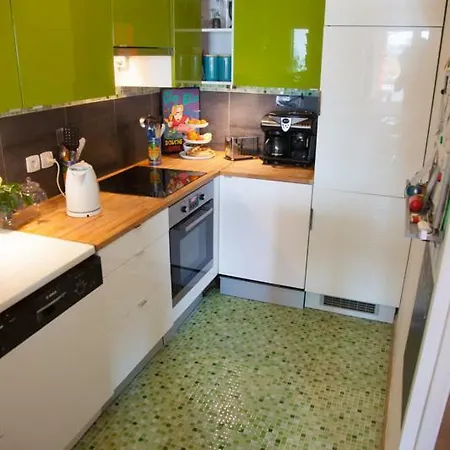 Flat Romainville